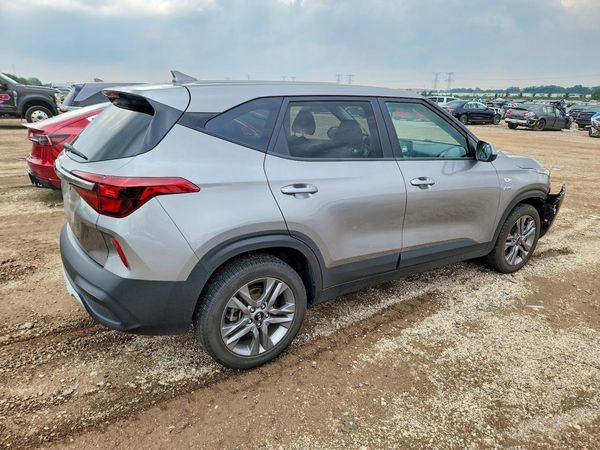 2021 KIA SELTOS LX