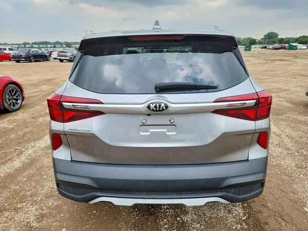 2021 KIA SELTOS LX