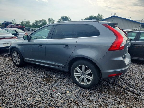 2016 VOLVO XC60