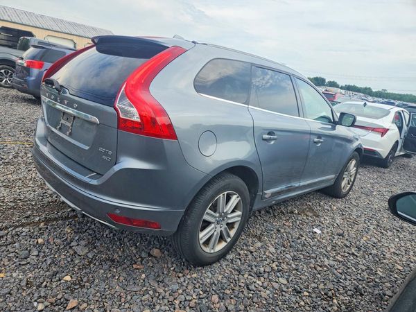 2016 VOLVO XC60