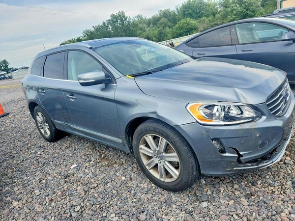 2016 VOLVO XC60
