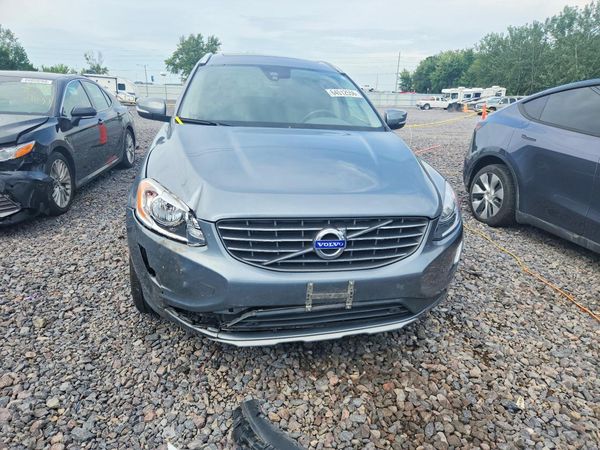2016 VOLVO XC60