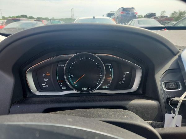 2016 VOLVO XC60