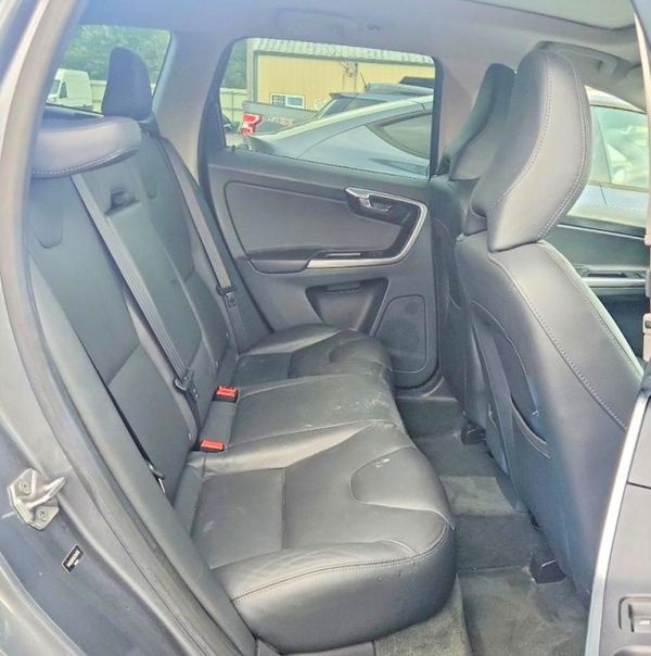 2016 VOLVO XC60