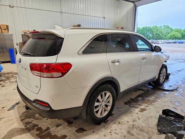 2018 KIA SORENTO L, LX