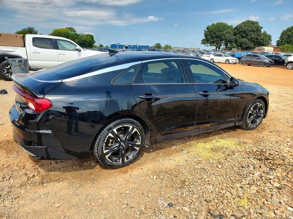 2021 KIA K5