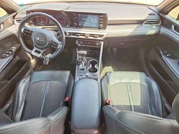 2021 KIA K5