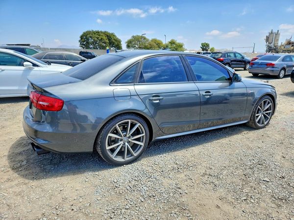 2015 AUDI S4 quattro Premium Plus