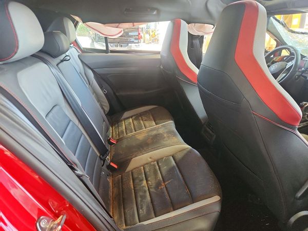 2024 VOLKSWAGEN GTI 380 SE
