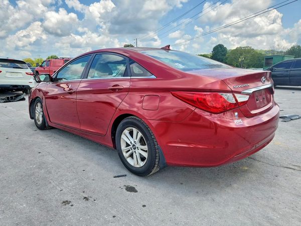 2012 HYUNDAI SONATA Middle-low level