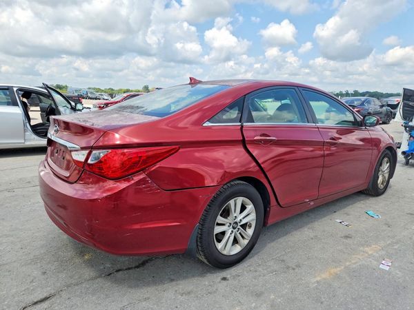 2012 HYUNDAI SONATA Middle-low level