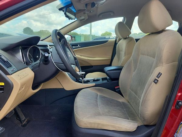 2012 HYUNDAI SONATA Middle-low level