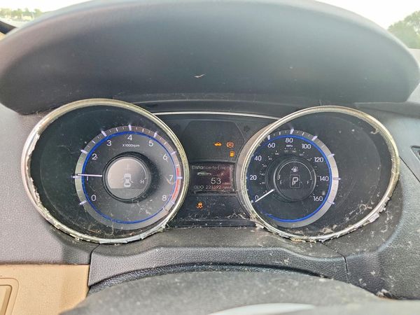 2012 HYUNDAI SONATA Middle-low level
