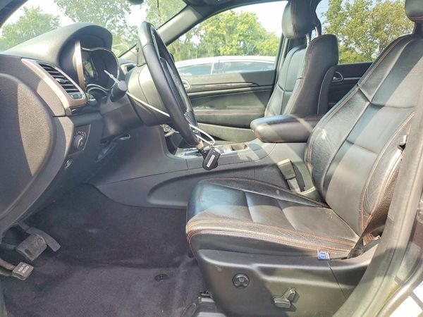 2016 JEEP GRAND CHEROKEE LAREDO 4X4 — DENT