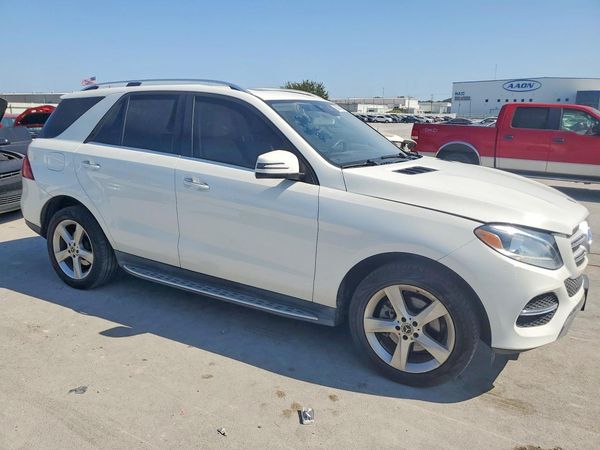 2017 MERCEDES-BENZ GLE GLE350 — Passenger 3/4