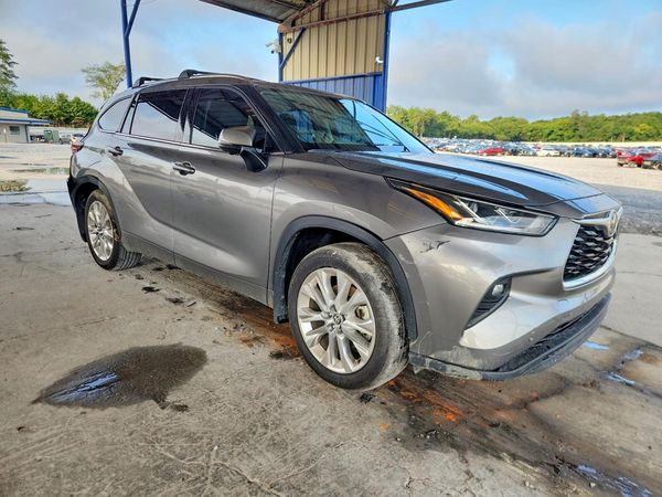 2026 TOYOTA HIGHLANDER