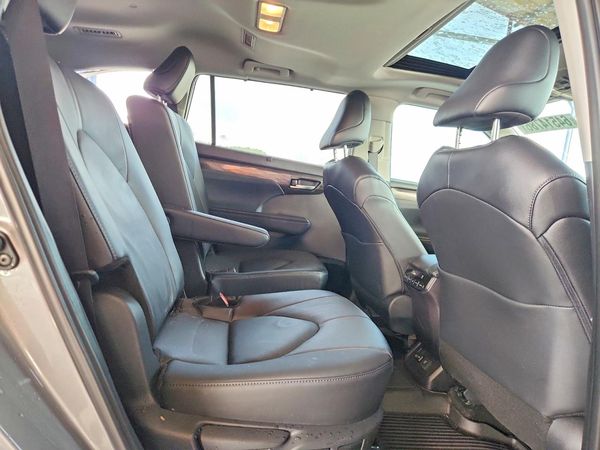2026 TOYOTA HIGHLANDER