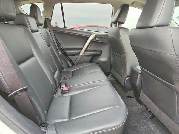 2015 TOYOTA RAV4 Limited (G Grade)