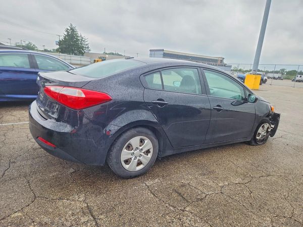 2016 KIA FORTE