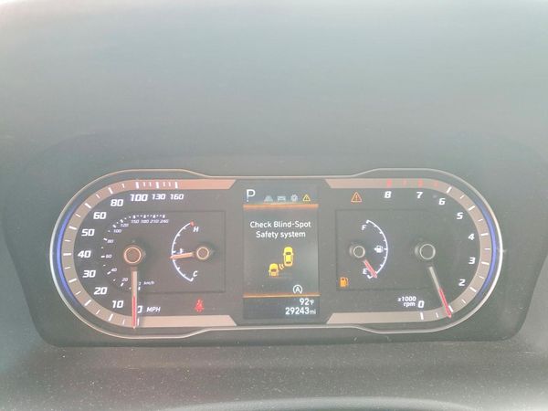 2024 HYUNDAI TUCSON SE