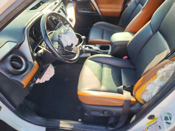 2016 TOYOTA RAV4 SE (S Grade)