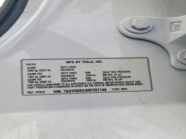 2024 TESLA MODEL Y