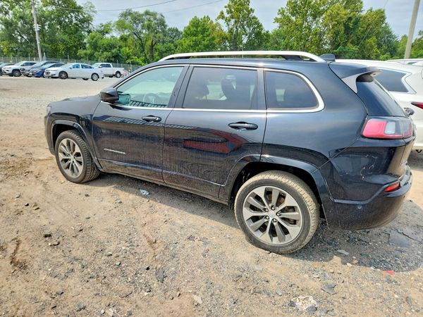 2019 JEEP CHEROKEE Overland