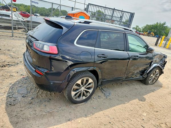 2019 JEEP CHEROKEE Overland
