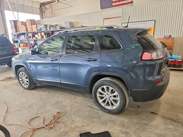 2020 JEEP CHEROKEE LATITUDE 4X4