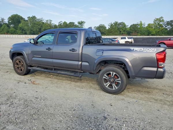 2017 TOYOTA TACOMA