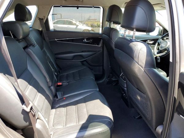 2017 KIA SORENTO