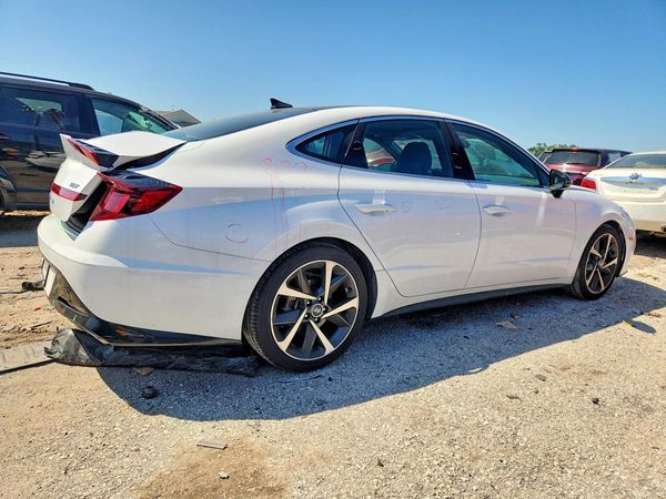 2023 HYUNDAI SONATA