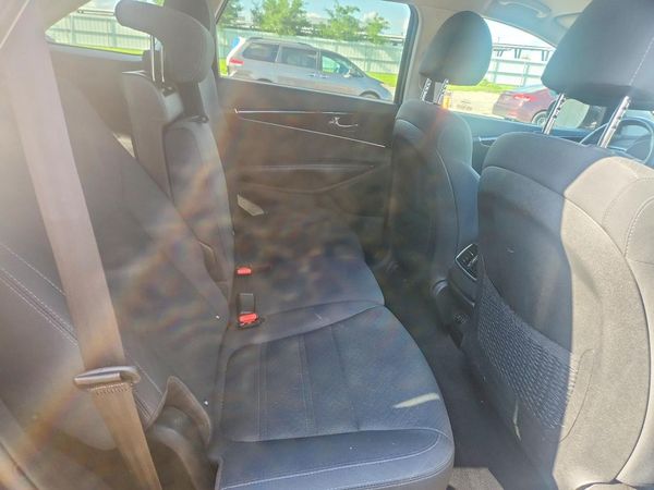 2019 KIA SORENTO L, LX, S
