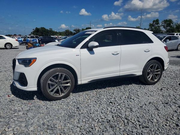 2022 AUDI Q3 S Line quattro Premium