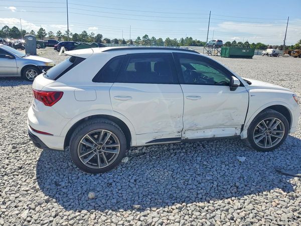 2022 AUDI Q3 S Line quattro Premium