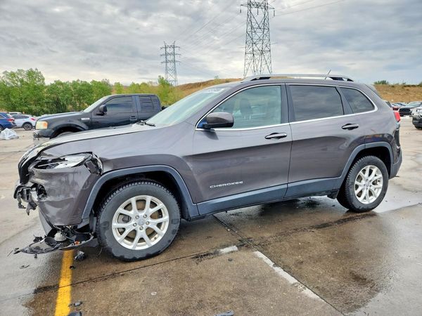 2015 JEEP CHEROKEE LATITUDE 4X4