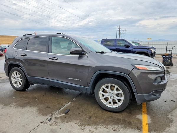 2015 JEEP CHEROKEE LATITUDE 4X4