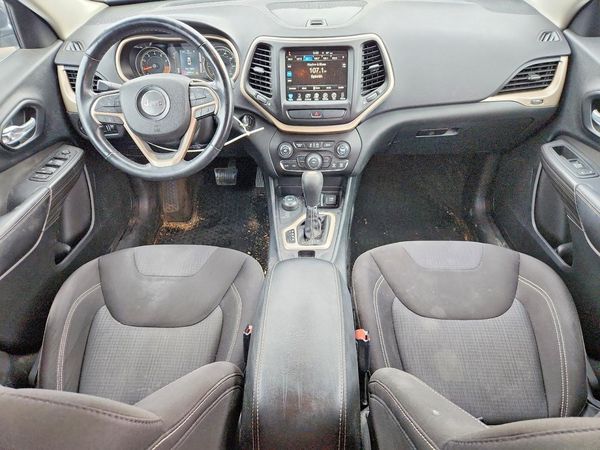 2015 JEEP CHEROKEE LATITUDE 4X4