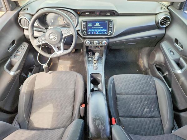 2024 NISSAN KICKS