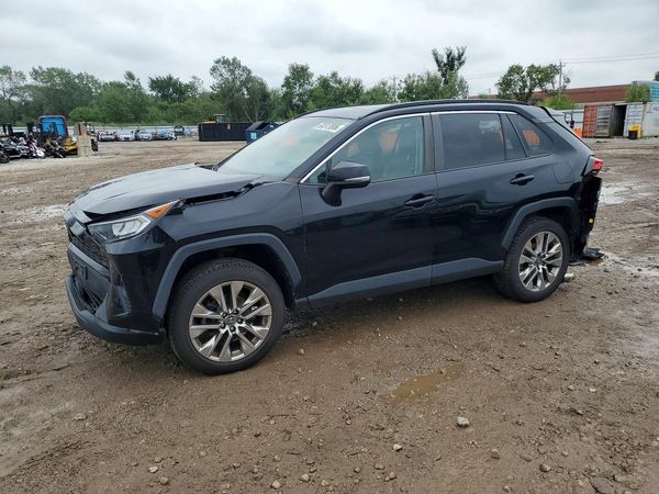 2019 TOYOTA RAV4 XLE Premium