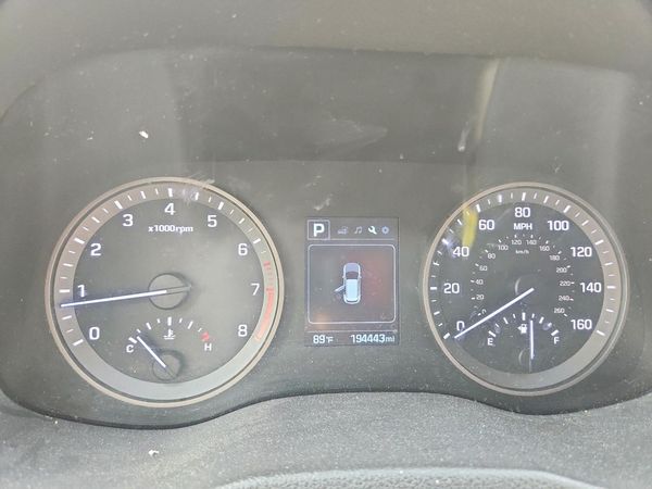 2016 HYUNDAI TUCSON