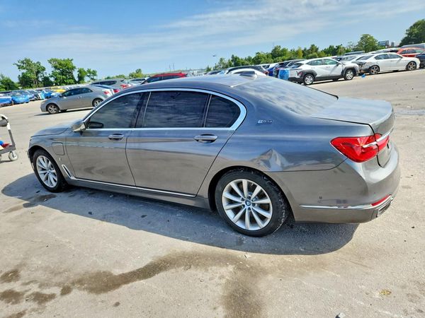 2017 BMW 740 xDrive
