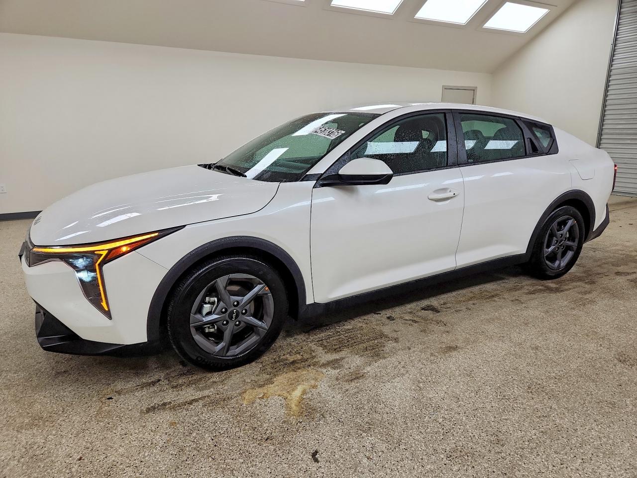 2026 KIA K4 LX, LXS
