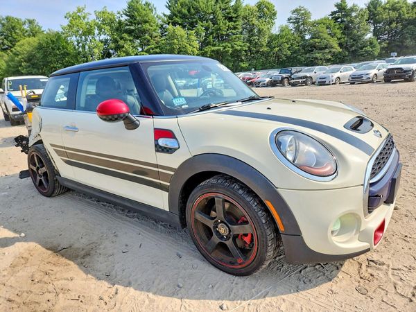 2014 MINI COOPER