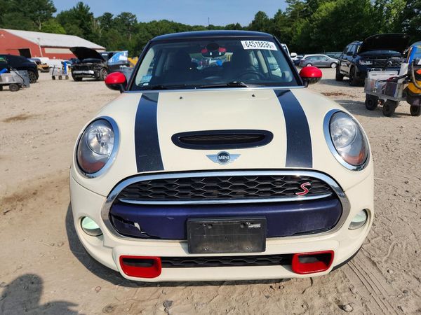 2014 MINI COOPER