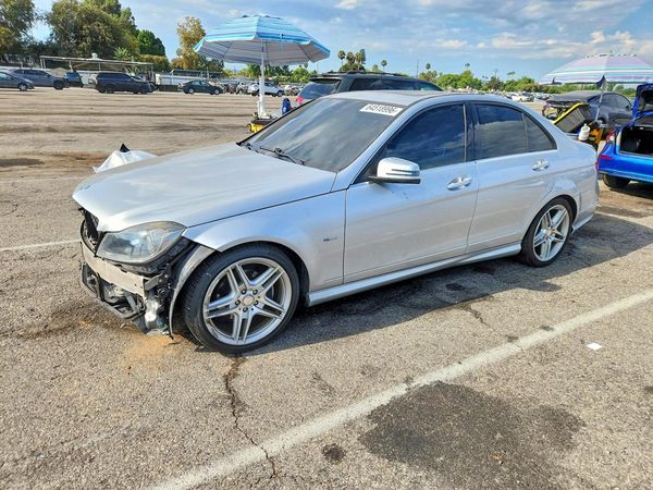 2012 MERCEDES-BENZ C