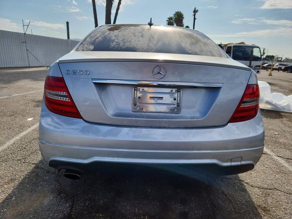 2012 MERCEDES-BENZ C C250