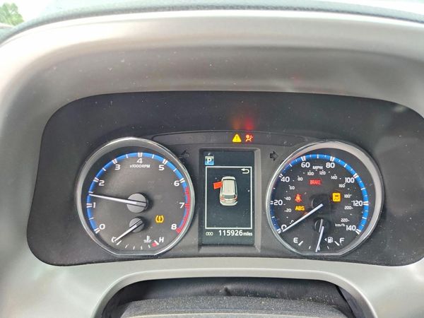 2016 TOYOTA RAV4 XLE (M Grade)