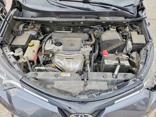 2016 TOYOTA RAV4 XLE (M Grade)