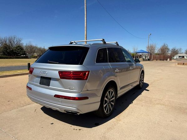 2018 AUDI Q7 quattro Premium Plus